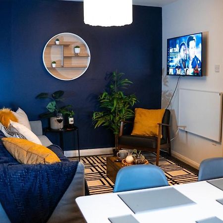 Flat 1 - King Bed, Parking, Workspace, Wi-Fi, Corporates Nottingham Zewnętrze zdjęcie